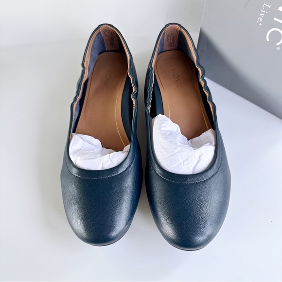 Vionic Leather Ballet Flat Shoes Navy Women’s Slip On - Picture 5 of 7